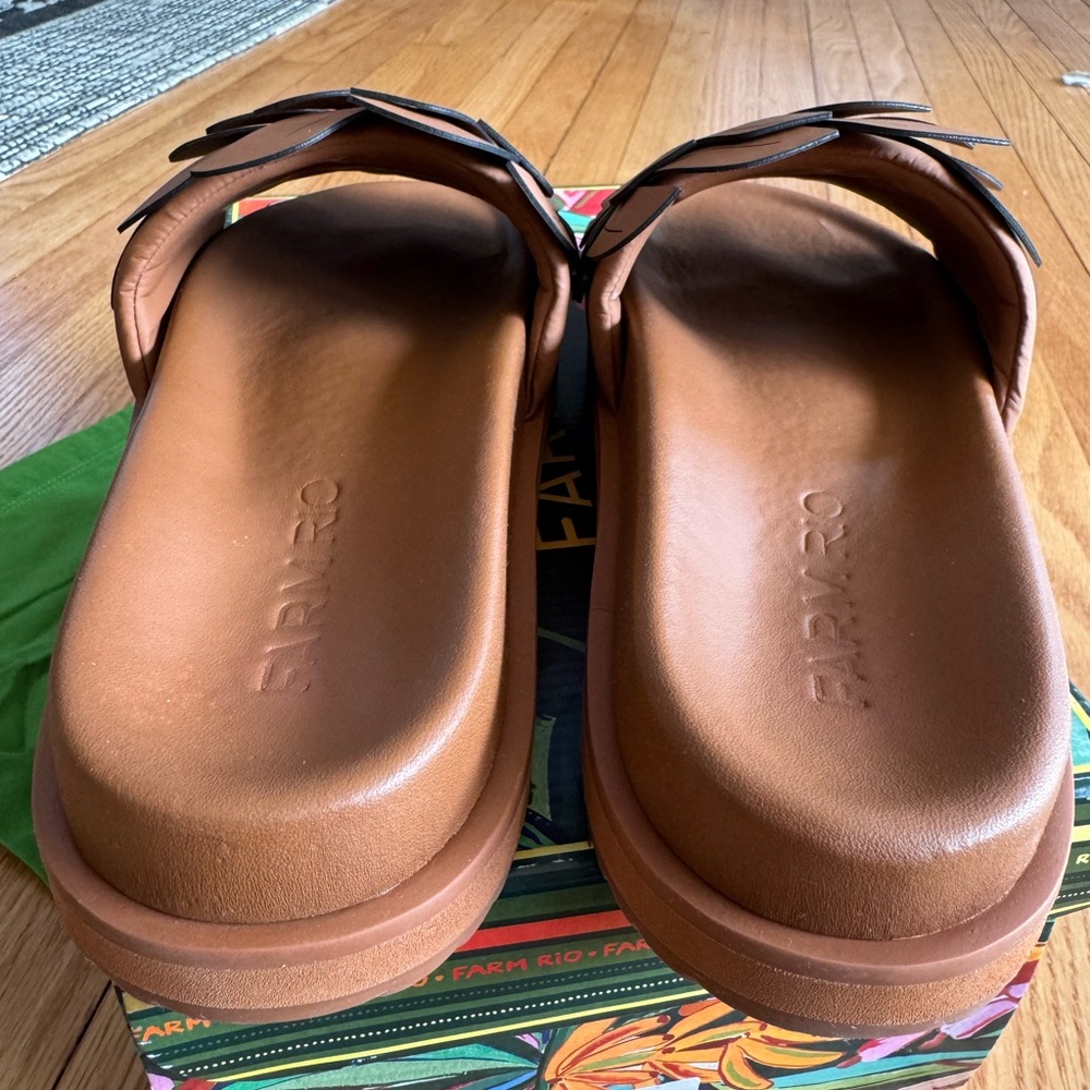 Farm Rio Monstera slides NIB - Picture 3 of 7